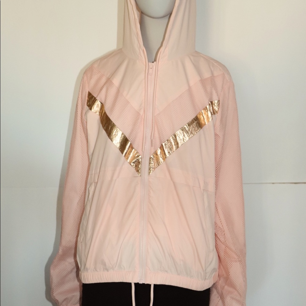 Women pink jacket.
